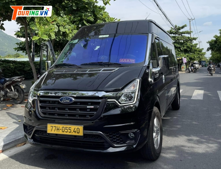 Thuê xe 16 chỗ đón sân bay Phù Cát